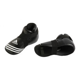 Футы Adidas киксы для кикбоксинга (ADIBP04, черные)