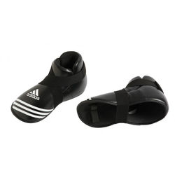 Фути Adidas кікси для кікбоксингу (ADIBP04, чорні)