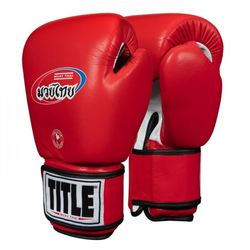 Боксерские перчатки TITLE Muay Thai Leather Traning Gloves (Title-MTLTG-R, красные)