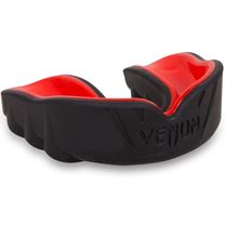 Капа Venum Challenger (EU-VENUM-0616, чорно-червоний)