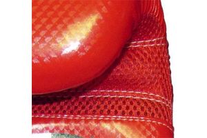 Из чего изготовлены спорттовары