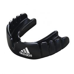 Капа боксерська Adidas Opro серії Snap-Fit дитяча (ADIBP30J-bk, чорний)