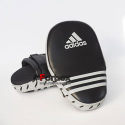 Лапы боксерские Adidas Short Mitts гнутые PU кожа (ADIBAC01, черные)