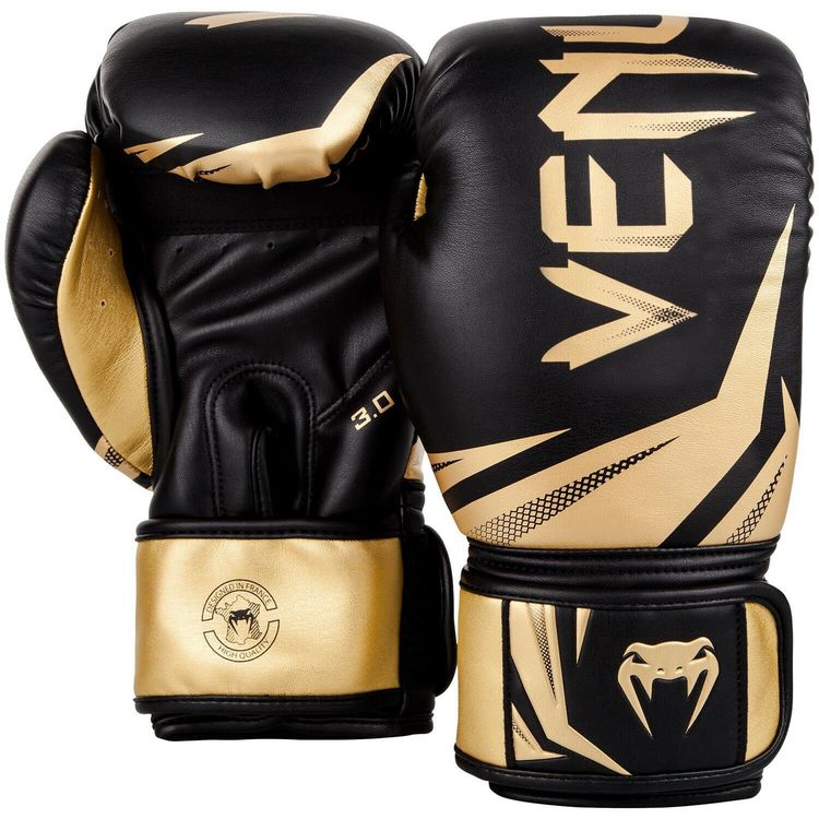 Боксерские перчатки Venum Challenger 3.0 Black/Gold (03525-126-BKG
