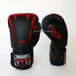 Боксерские перчатки Venum Giant 2.0 на липучке из PU кожи (BO-8349-BKR, черно-красный)
