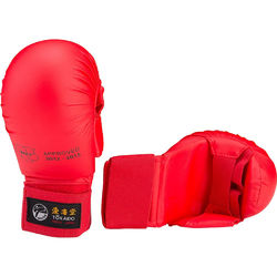 Перчатки для карате Tokaido с лицензией WKF с защитой большого пальца (FSBD042, красные)