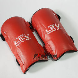 Захист гомілки Lev Sport із шкірзамінника (SGALLV, червоний)