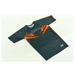 Рашгард Venum Sharp з коротким рукавом (CO-5804-R, червоно-чорний)