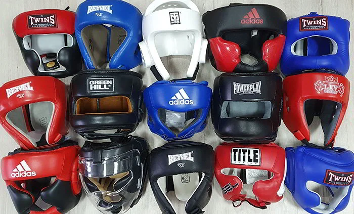 Боксерские шлемы в ассортименте