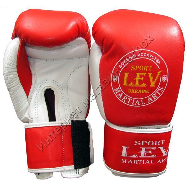 Боксерские перчатки VIP Lev